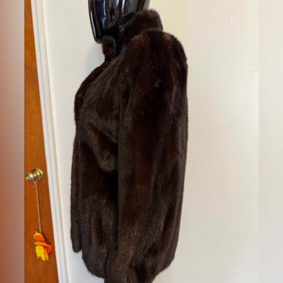 Sold !!!!!Elegant Dark glossy Brown Mink Fur Coat jacket - Picture 8 of 17